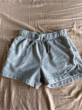 Nike Women's Light Gray Fleece Athletic Shorts
